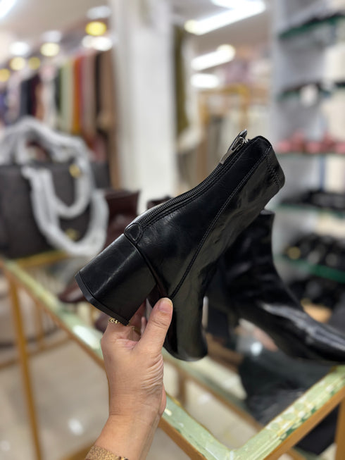 Women Round Toe Ankle Boots